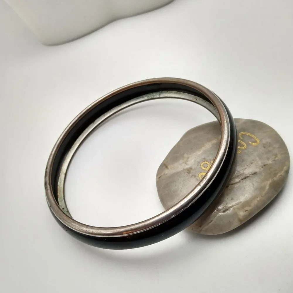 Vintage black disc spacer bangle bracelet simple jewelry staple wardrobe classic